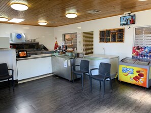 Restaurant - Baths Motel (Moree)