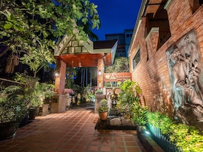 Interior entrance - Baan Sailom Resort (Karon)