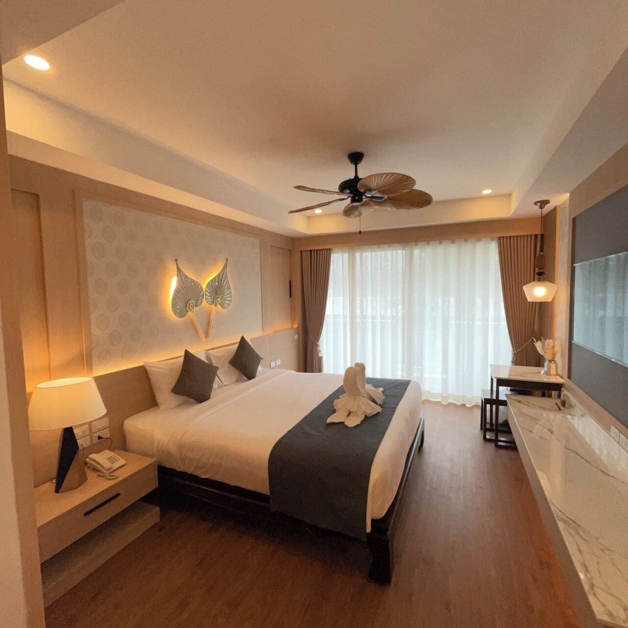 Deluxe Double Room, 1 Bedroom, Bathtub Grab Bars, Pool View | In-room safe, soundproofing, free WiFi, bed sheets