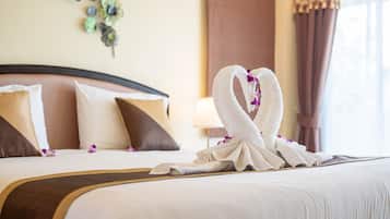 Deluxe-herbergi - 1 svefnherbergi - sjávarsýn | Öryggishólf í herbergi, hljóðeinangrun, ókeypis þráðlaus nettenging