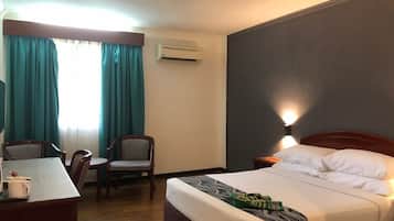 标准房, 1 张大床 | 客厅 | 电视