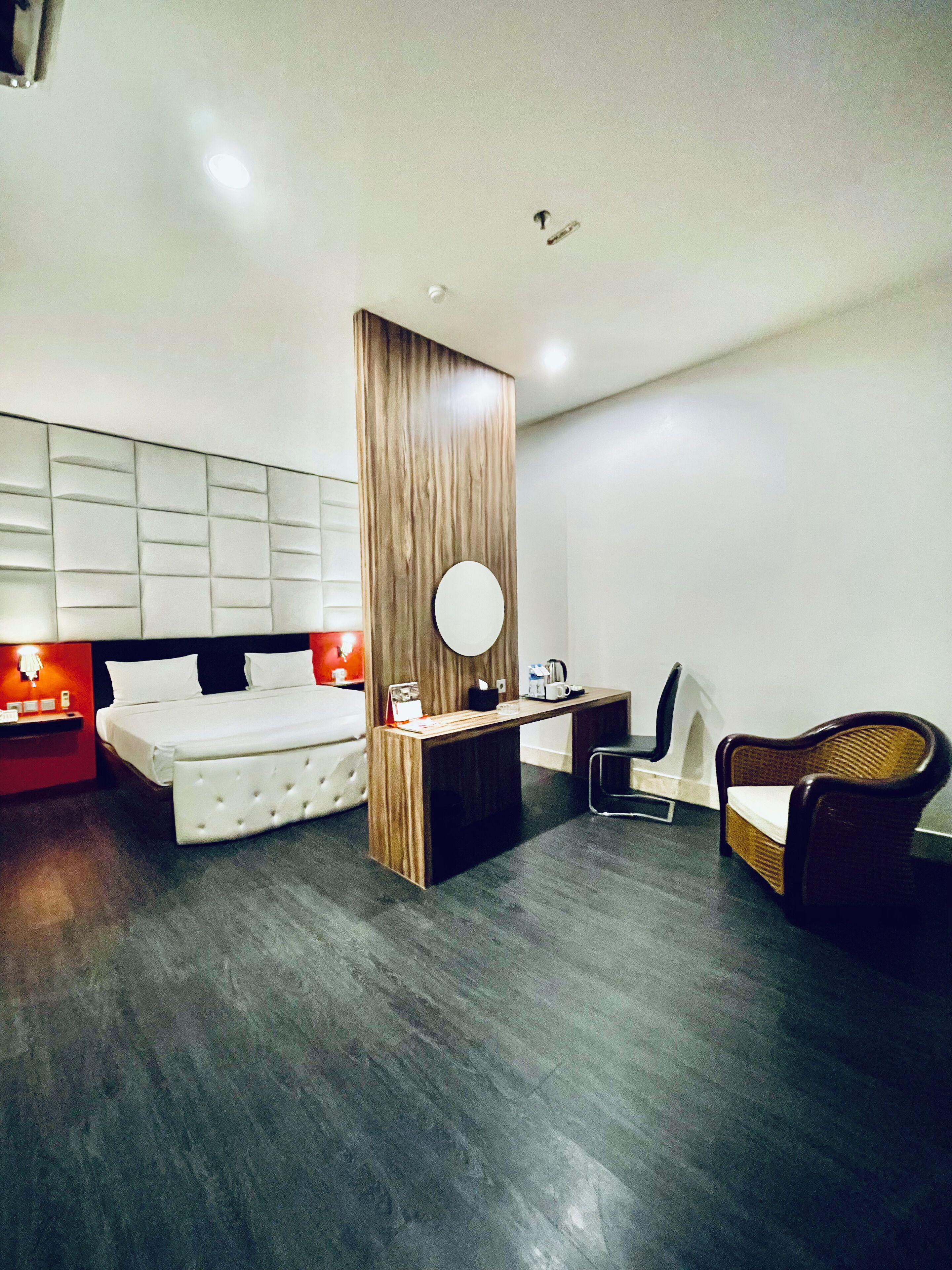 In-room safe, individually decorated, desk, blackout drapes