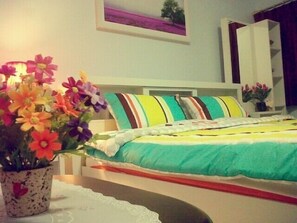 Blackout drapes, WiFi - Donmuang - Impact Condo Service (Pak Kret)