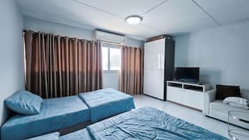 Desk, blackout curtains, WiFi