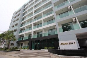 Exterior - Laguna Bay 1 by Pattaya Sunny Rentals (Pattaya)