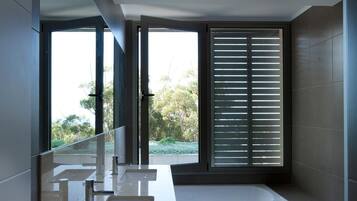 Villa, 3 Bedrooms, Private Pool | Bathroom | Bathtub, eco-friendly toiletries, hair dryer, bidet