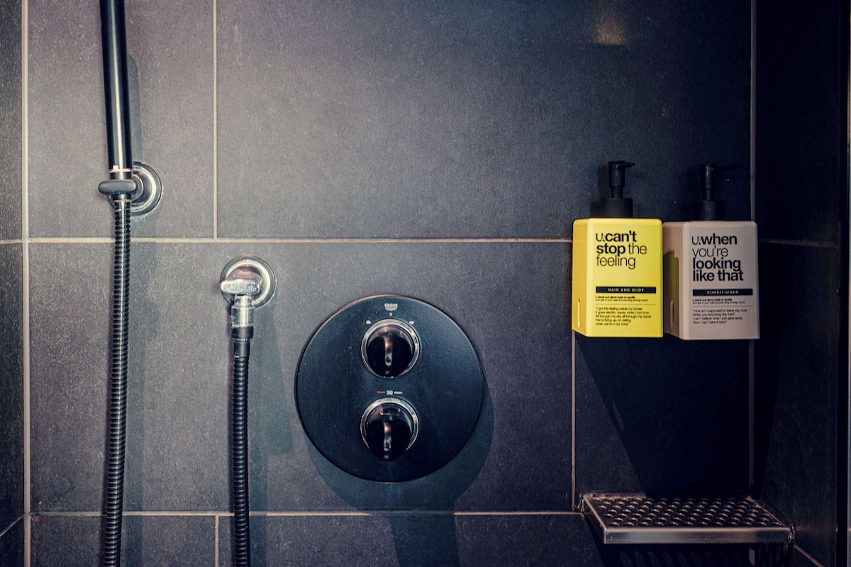 1 bedroom, in-room safe, laptop workspace, blackout curtains