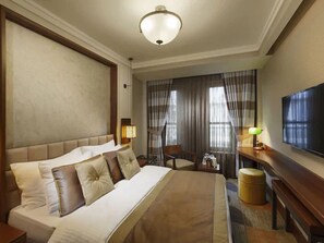 Minibar, coffres-forts dans les chambres, chambres insonorisées