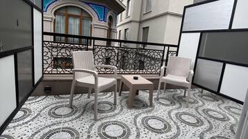 Quarto superior | Terraço/pátio