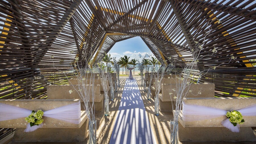 Royalton Riviera Cancun, An Autograph Collection All-Inclusive Resort & Casino