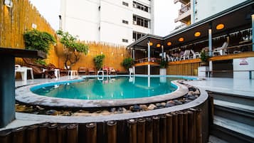Outdoor pool, sun loungers