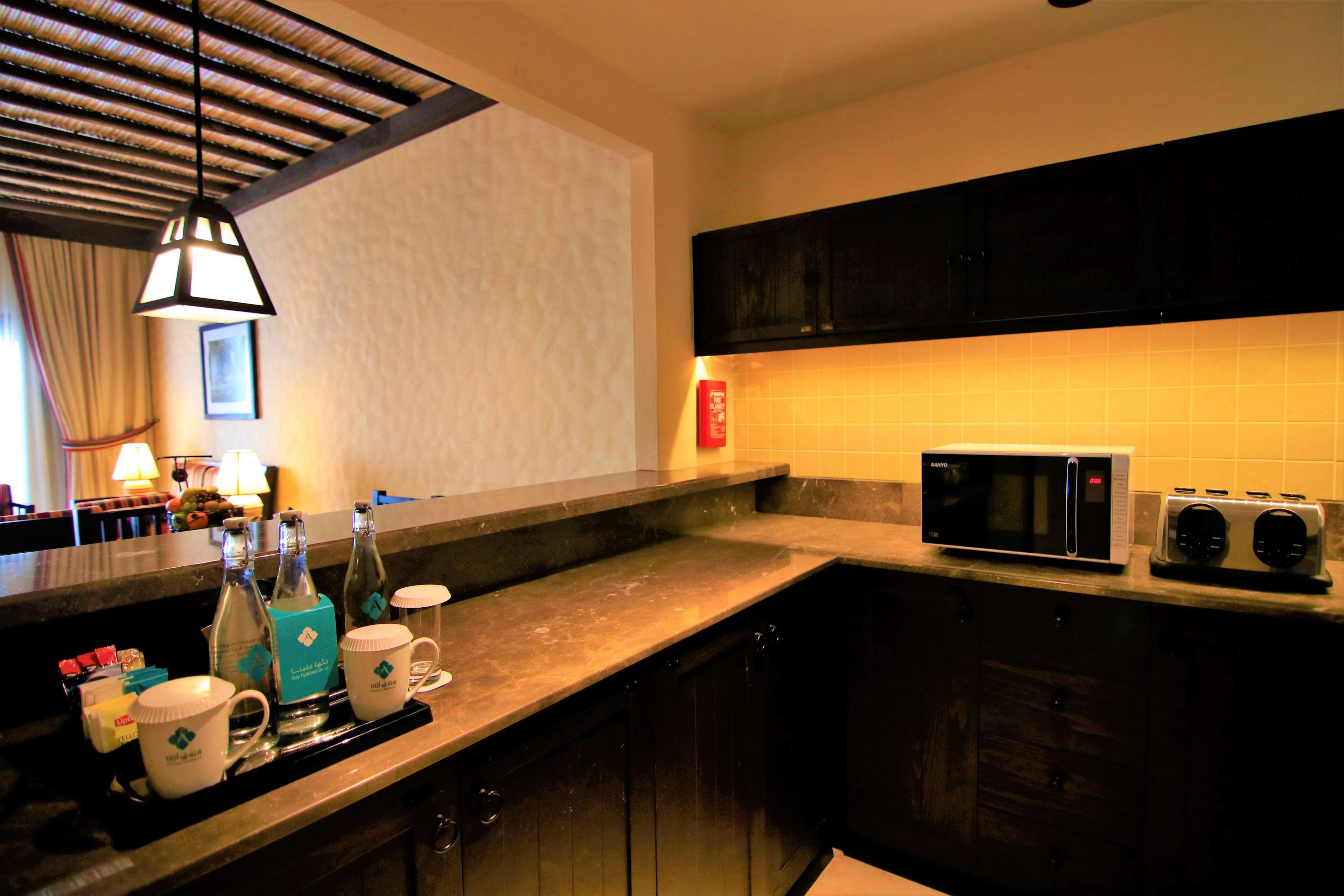 junior studio suite | private kitchen | coffee/tea maker, electric kettle