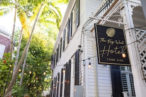 Exterior - The Key West Hotel (Key West)