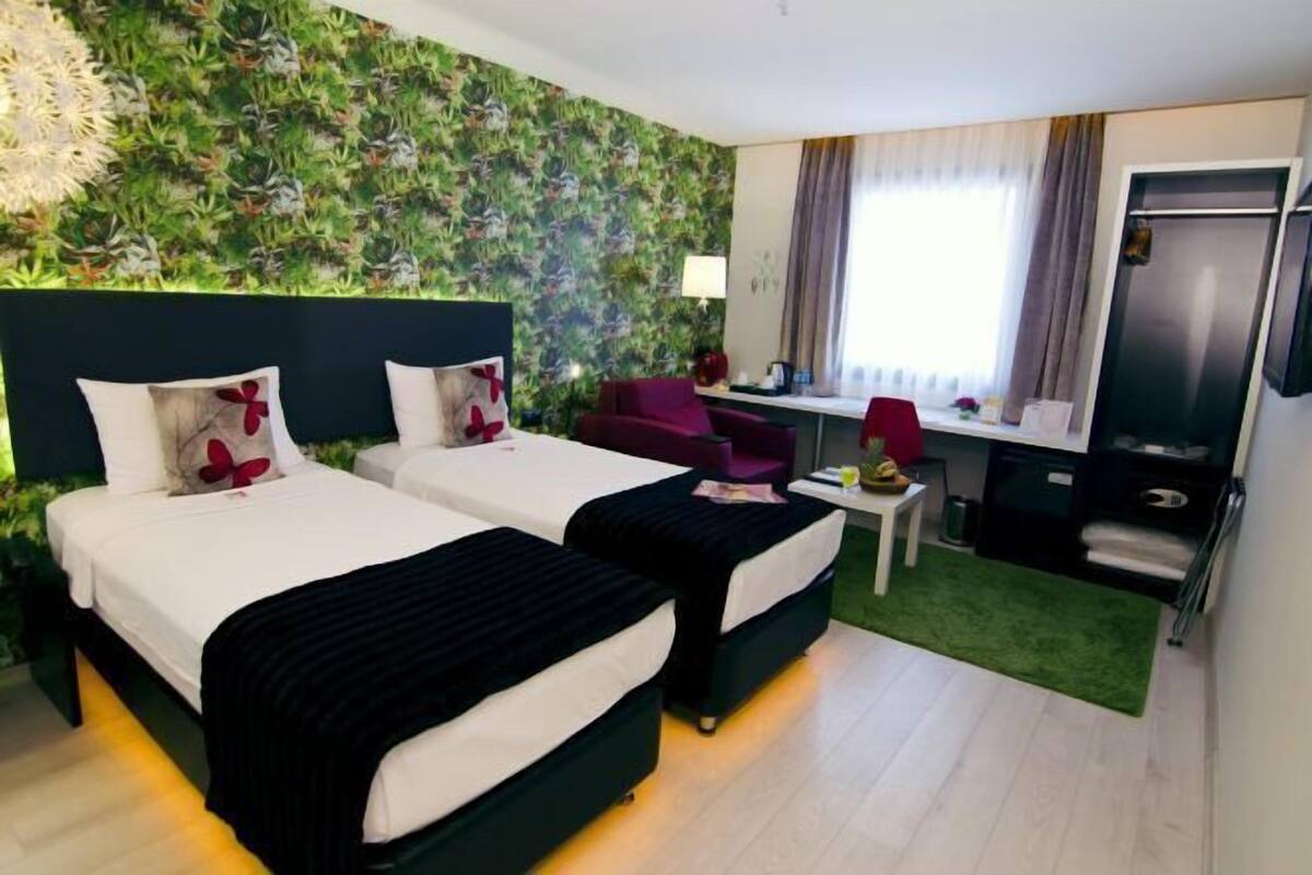 Free minibar items, in-room safe, desk, soundproofing