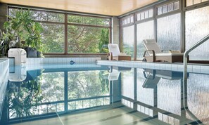 Una piscina techada