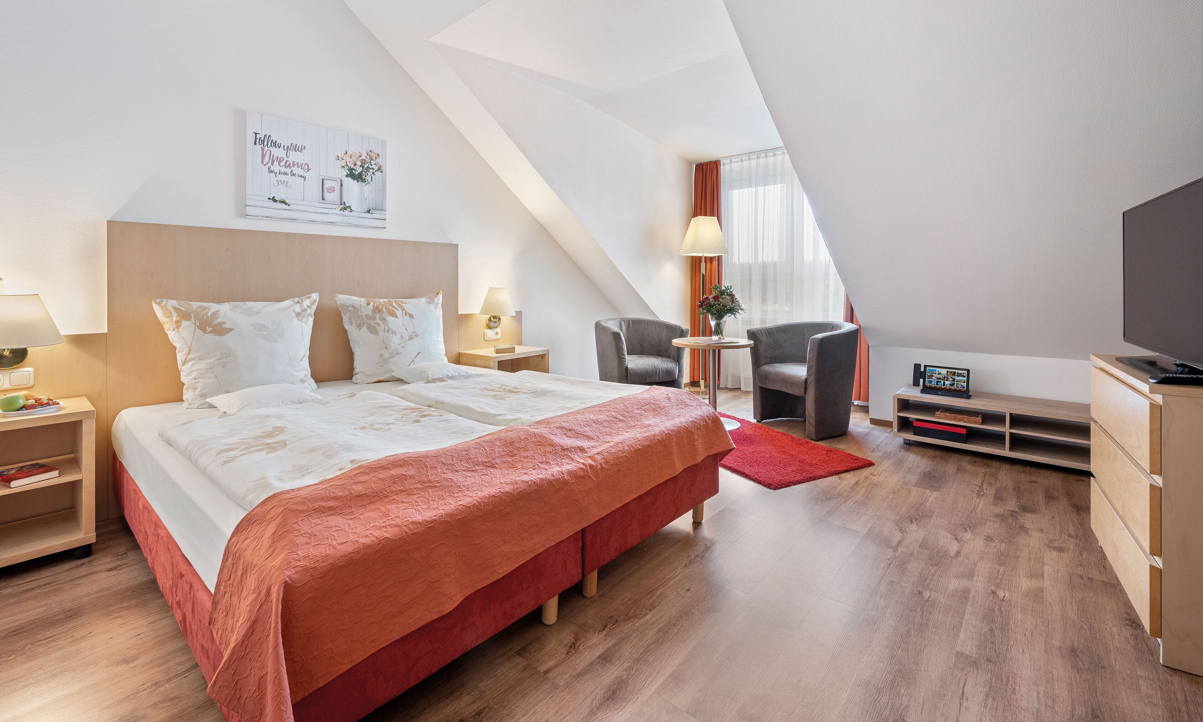 comfort double room | in-room safe, soundproofing, free wifi, bed sheets