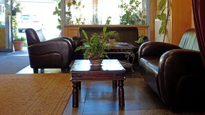 Sala de estar en el lobby