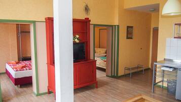 Family Room, 1 Bedroom, Non Smoking | Blackout curtains, soundproofing, free WiFi, bed sheets