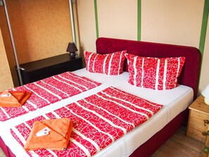 Blackout drapes, soundproofing, free WiFi, bed sheets - Haus Saarland am Rennsteig (Oberhof)