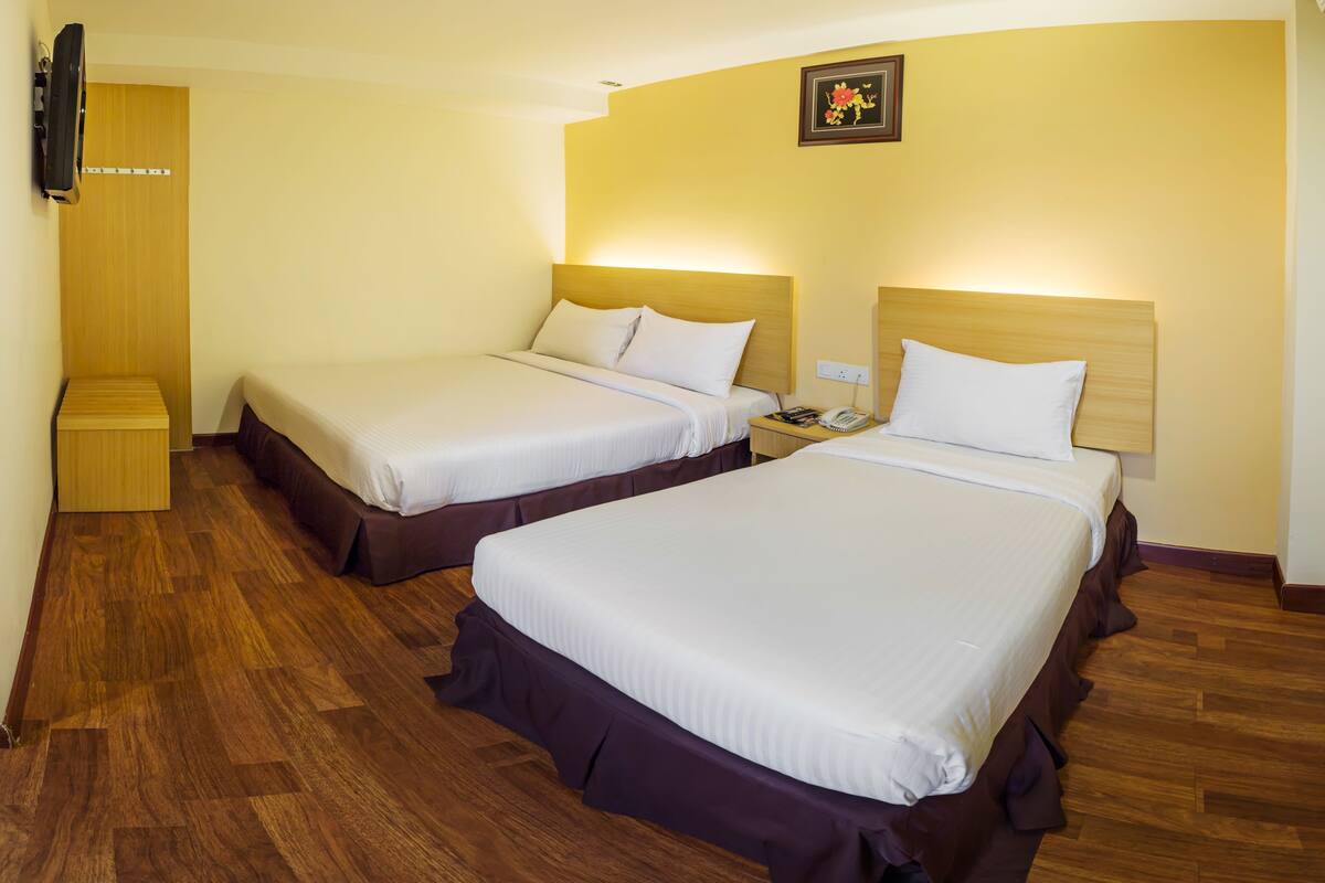Triple Room