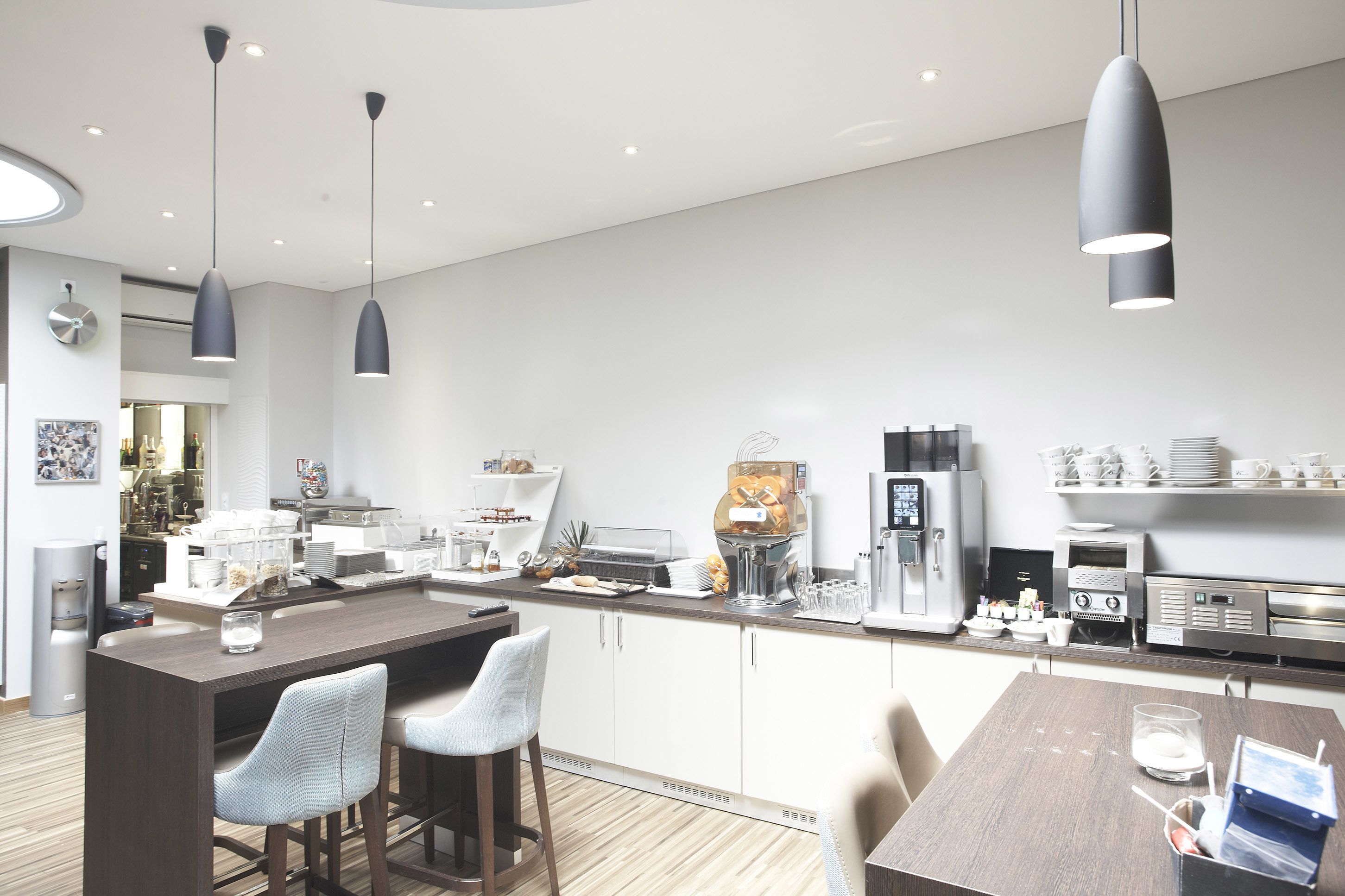 daily buffet breakfast (eur 15 per person)