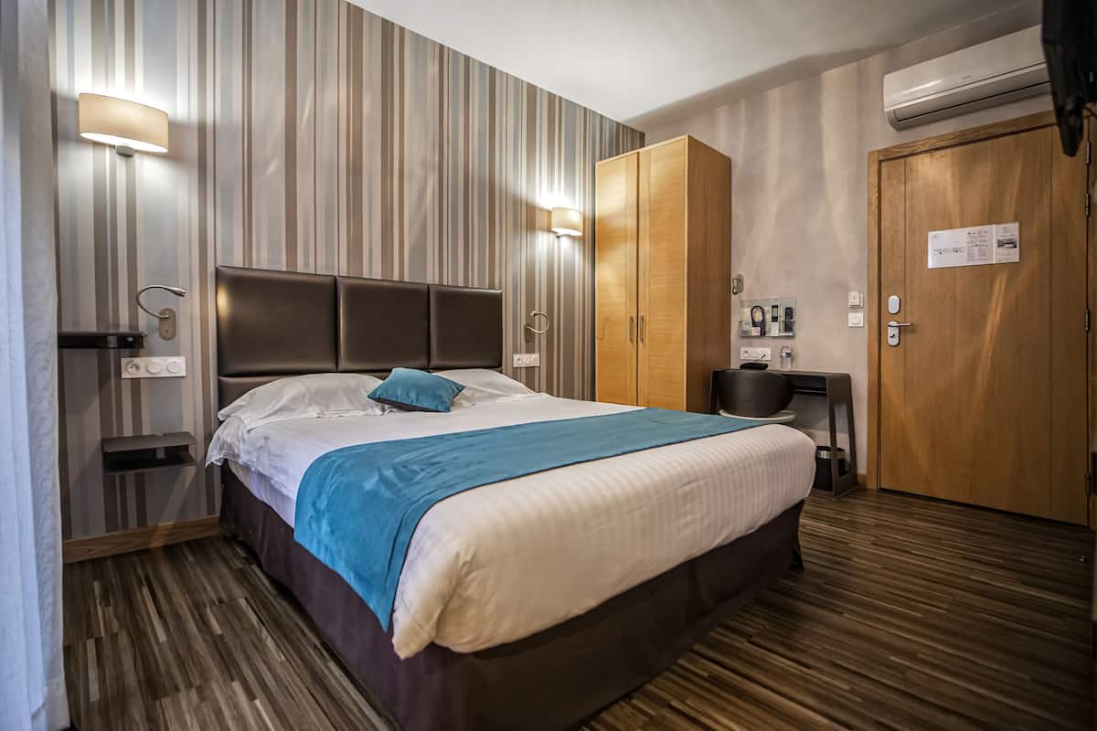 Superior tweepersoonskamer | Lakens van Egyptisch katoen, luxe beddengoed, een kluis op de kamer