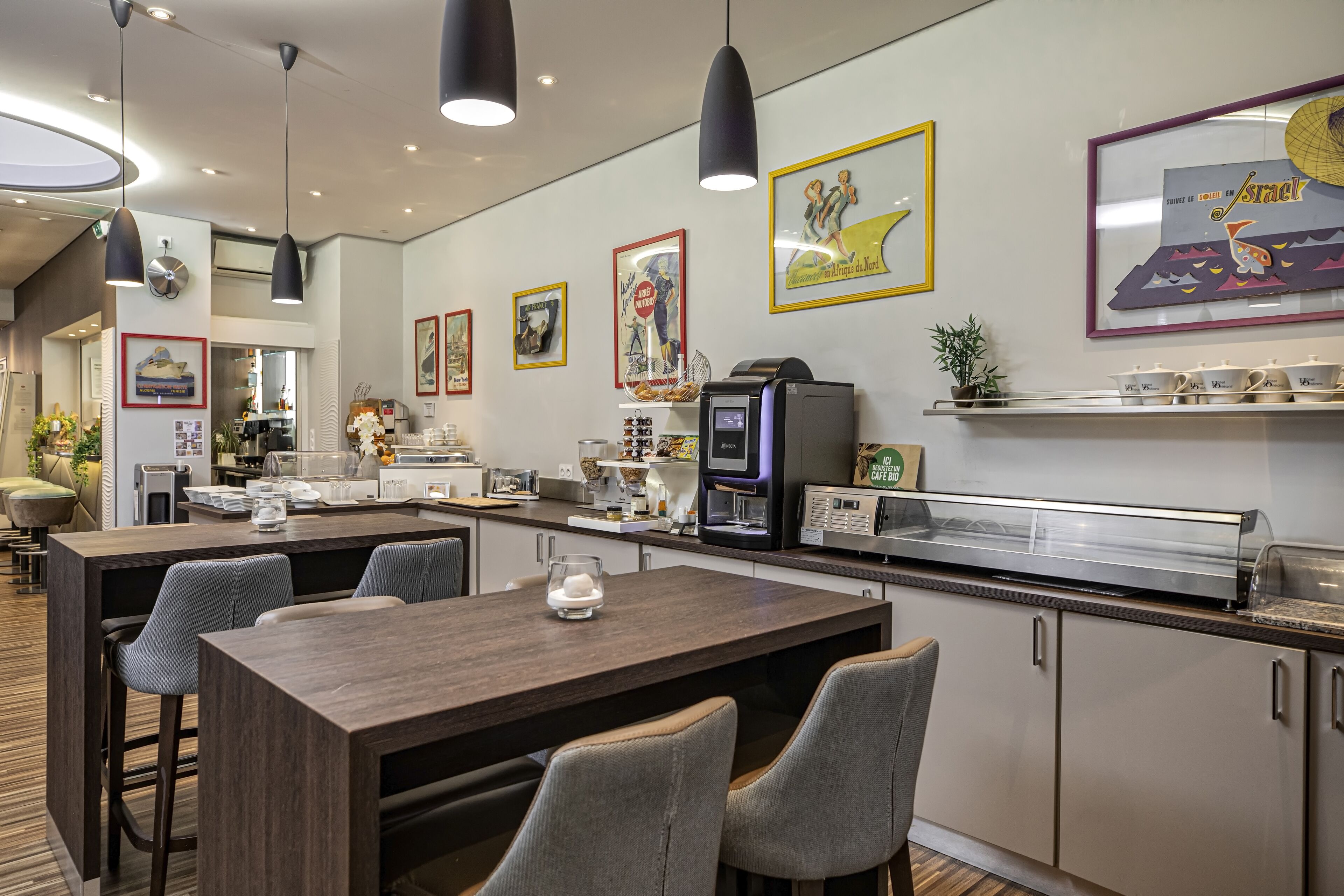 daily buffet breakfast (eur 15 per person)