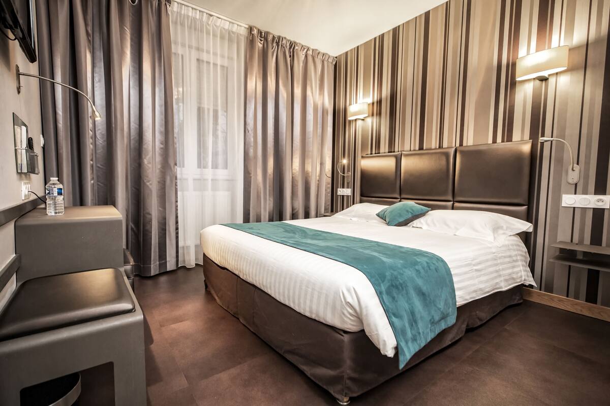 superior double room | egyptian cotton sheets, premium bedding, in-room safe