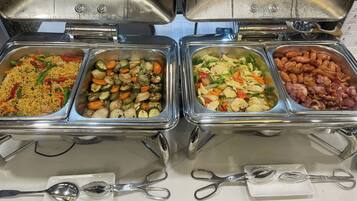 Petit déjeuner buffet