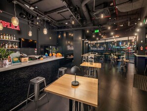 Pub - ibis Styles Wroclaw Centrum (Wroclaw)