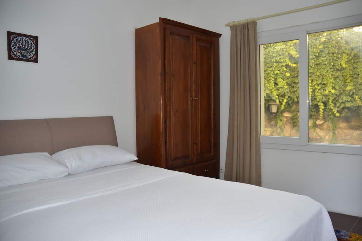 Villa (Ayasoluk House ) | Luxe beddengoed, een minibar, een kluis op de kamer
