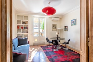 Apartment, 1 Bedroom, Terrace (Spit Level) | Living area | Flat-screen TV - Frattina Apartments (Rome)