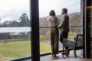 Deluxe-Zimmer, 2 Doppelbetten | Ausblick vom Zimmer