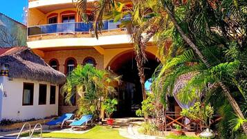 Outdoor pool, open 9:30 AM to 10:00 PM, sun loungers