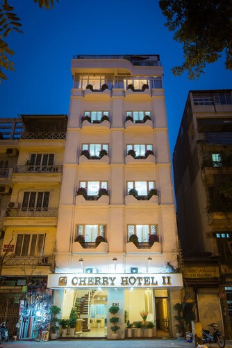 Cherry II Hotel