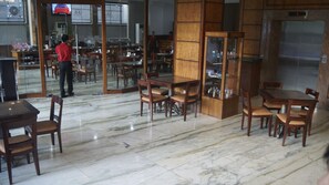 Lounge lobi