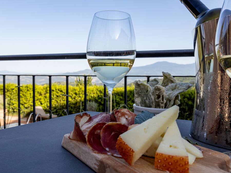 Seasonal outdoor pool, open 9:30 AM to 7:00 PM, pool umbrellas