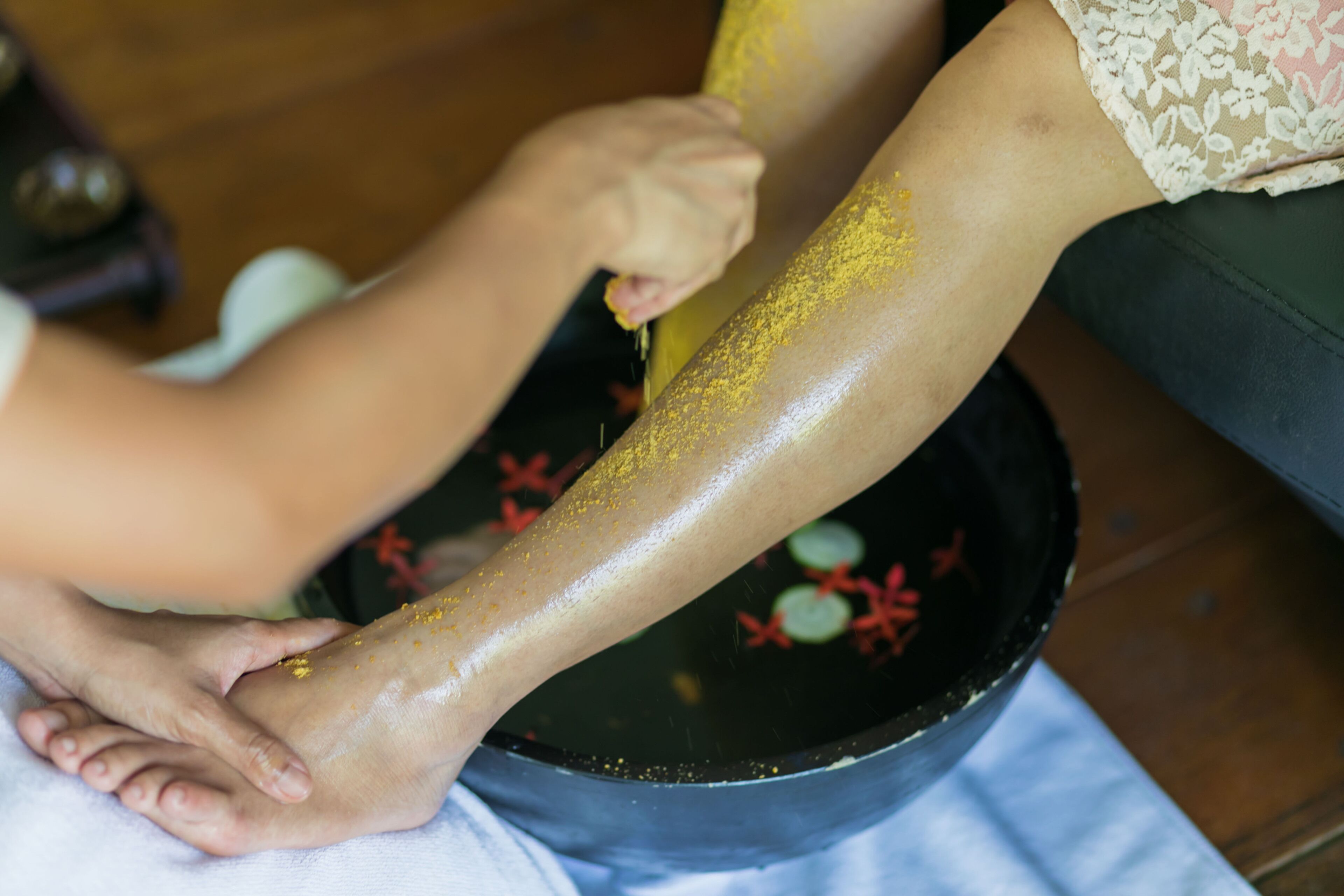 couples treatment room(s), sauna, hot tub, body treatments, aromatherapy