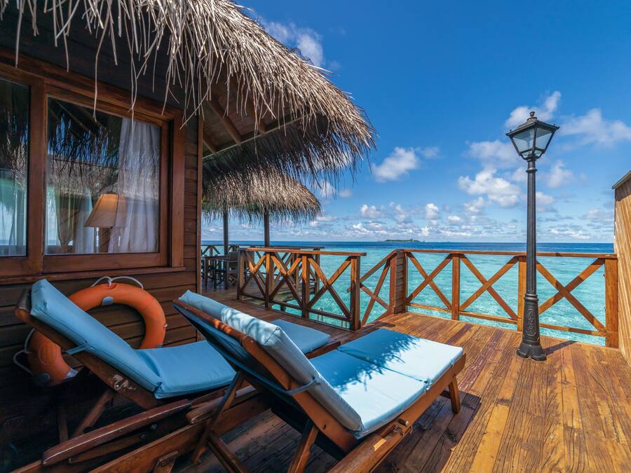 Exclusieve villa, boven het water | Uitzicht vanuit de kamer