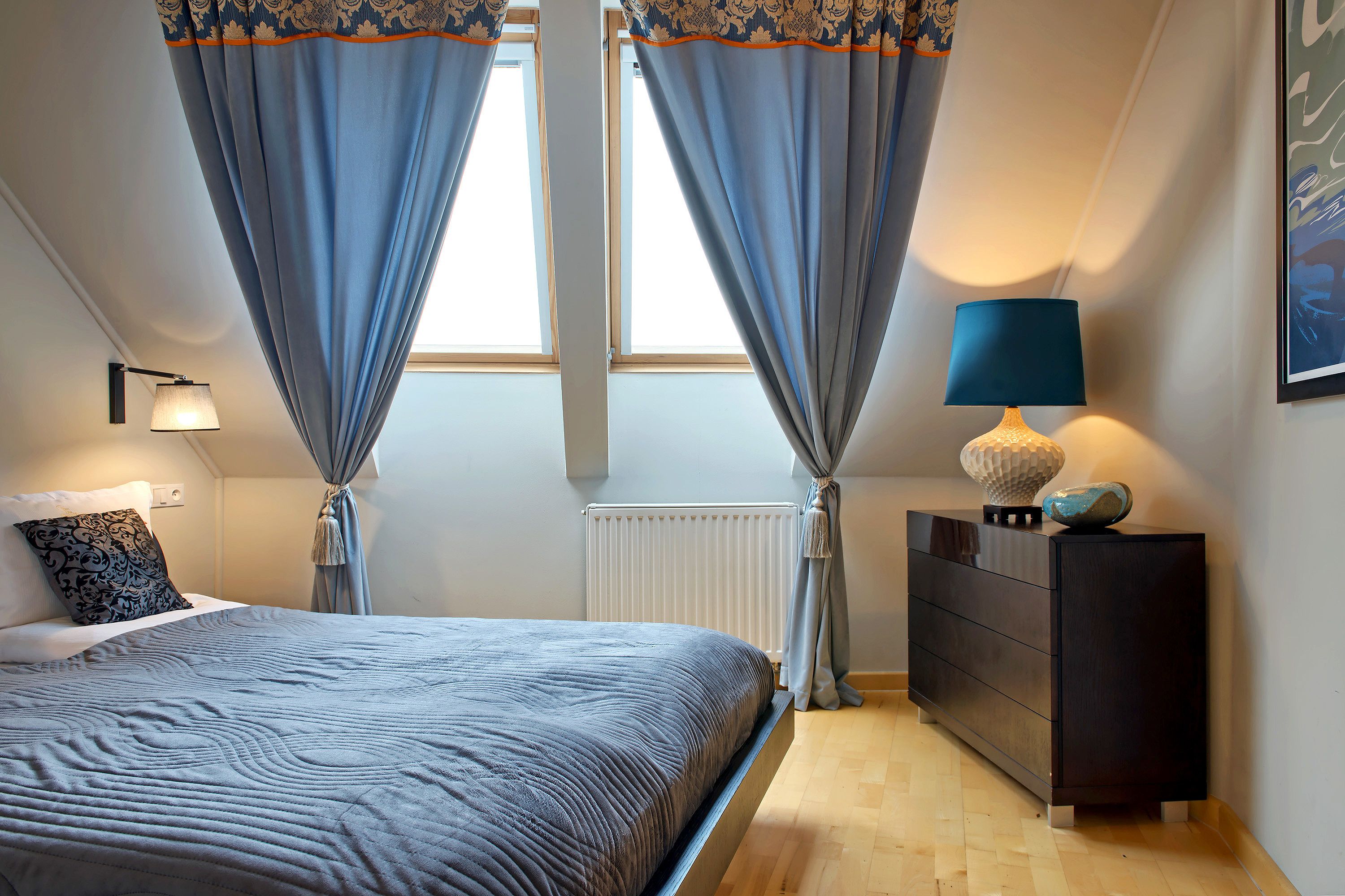 deluxe apartment, 2 bedrooms | living area | 42-inch lcd tv with satellite channels, tv