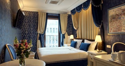 SleepWalker Boutique Suites
