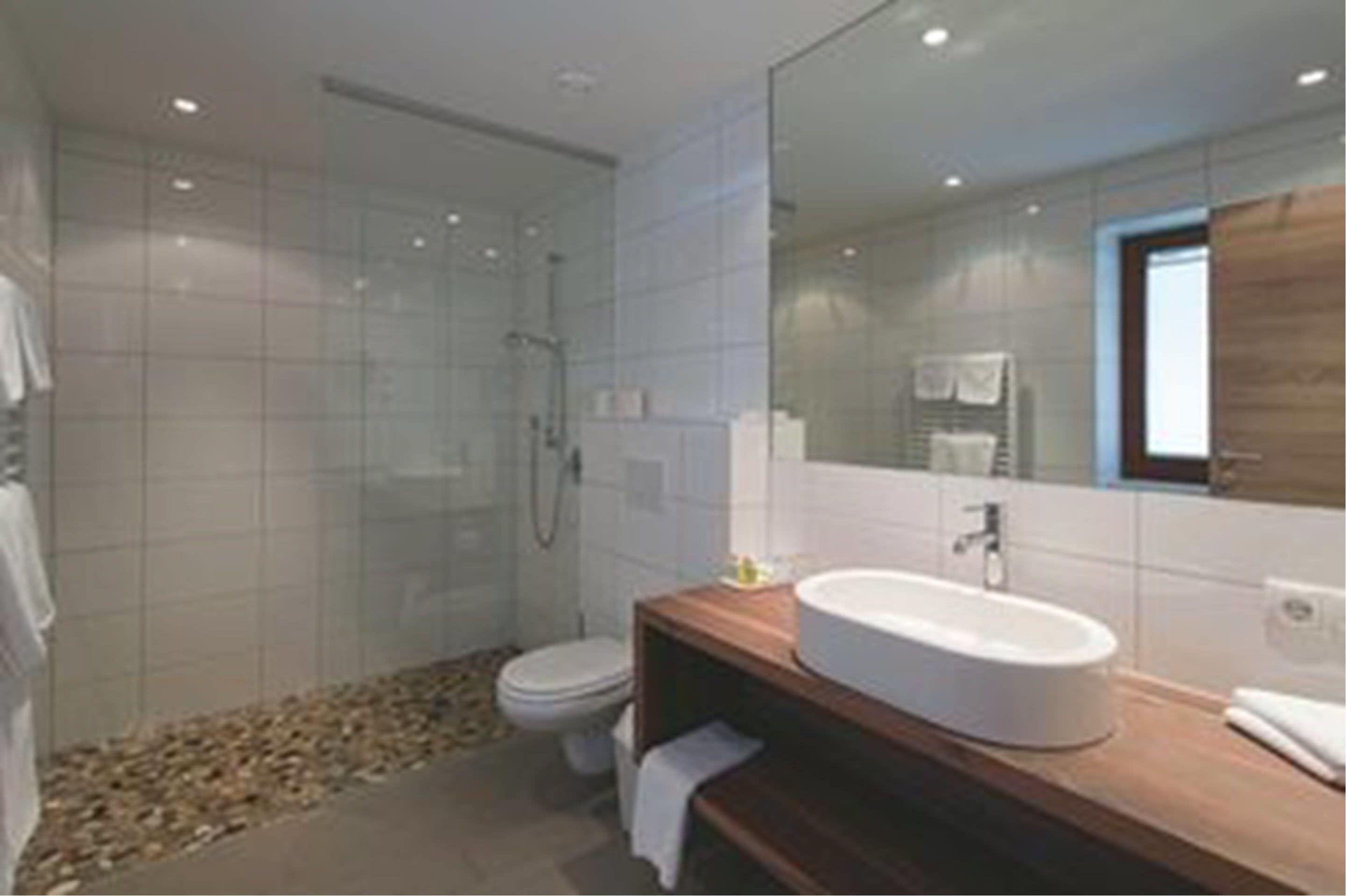 family room, balcony | bathroom | free toiletries, hair dryer, bathrobes, slippers