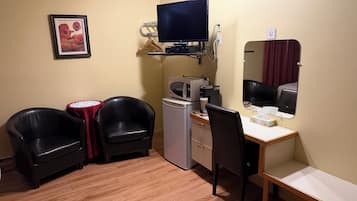 Standard Room, 2 Double Beds | Desk, iron/ironing board, free WiFi