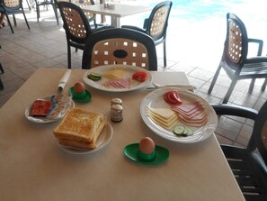 Restaurant - Kkaras Hotel (Ayia Napa)