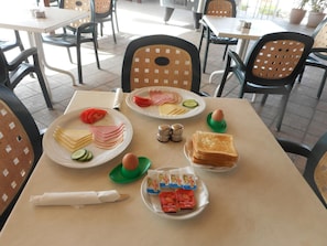 Restaurant - Kkaras Hotel (Ayia Napa)