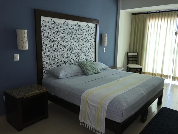In-room safe, iron/ironing board, free WiFi - Hotel Kinich (Isla Mujeres)