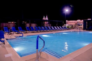 Rooftop pool - Raintree At Polo Towers, Las Vegas (Las Vegas)