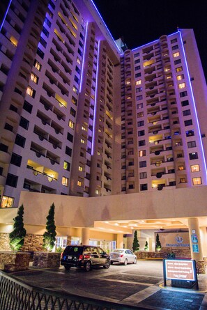 Front of property - Raintree At Polo Towers, Las Vegas (Las Vegas)