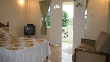 Single Room Upper Story | Free WiFi, bed sheets