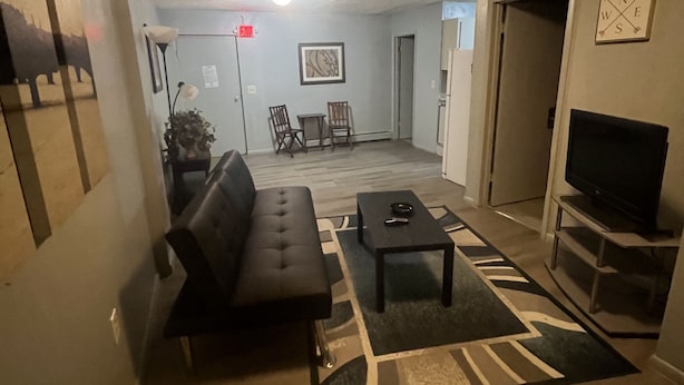 Free WiFi, bed sheets - New Rome Motel (Columbus)